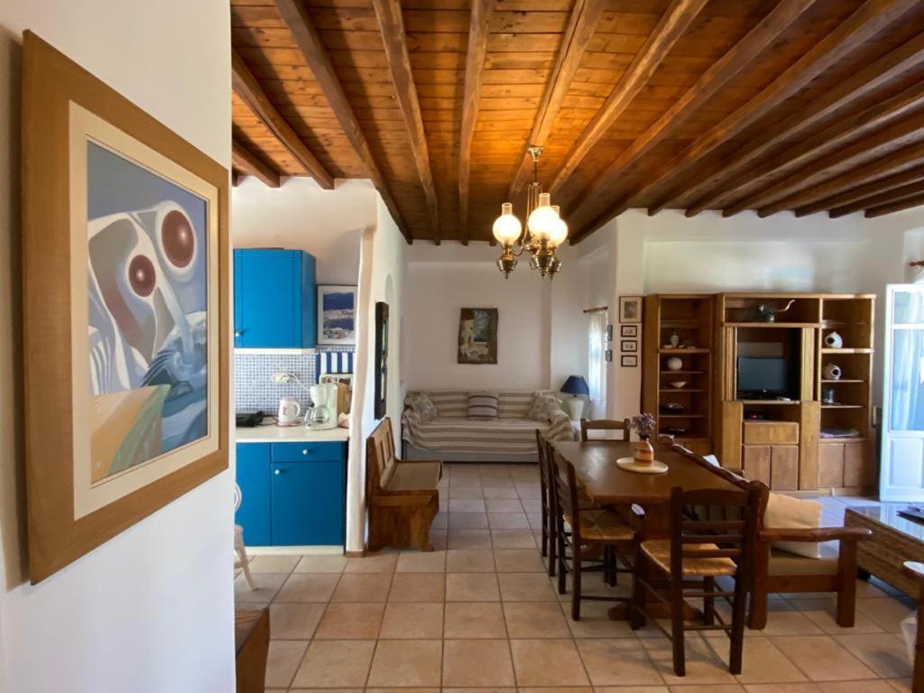 Vakantiehuis Pigeon House Ornos *